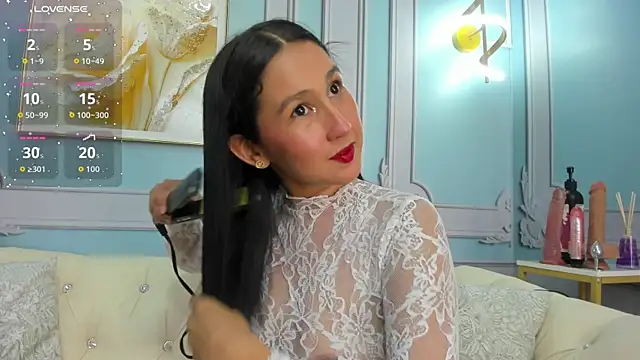 Snapshot of Annipetite_ chatting on June 4, 2026, 9:19 pm Annipetite online show from June 4, 2026, 9:19 pm