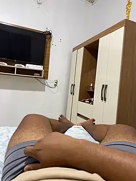 Snapshot of Moreira554_ chatting on February 27, 2026, 6:52 pm Moreira554 online show from February 27, 2026, 6:52 pm