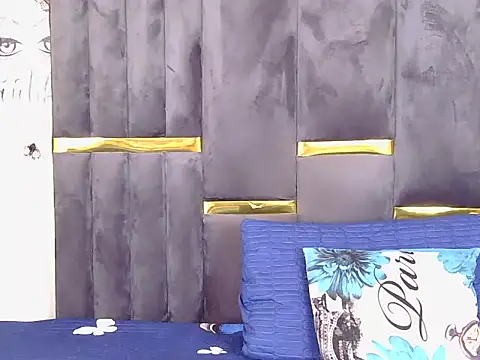 Snapshot of Divine_Beautyxx chatting on March 7, 2026, 8:54 am Divine Beautyxx online show from March 7, 2026, 8:54 am