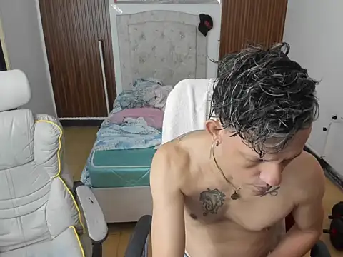 Snapshot of juan_and_luke chatting on March 29, 2026, 11:56 am juan and luke online show from March 29, 2026, 11:56 am