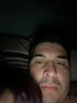 ELPETIHUB online show from April 17, 2026, 3:53 am