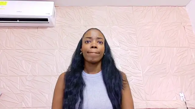 Snapshot of nina_bae chatting on May 20, 2026, 8:06 pm nina bae online show from May 20, 2026, 8:06 pm