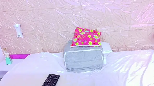 nina bae online show from March 31, 2026, 8:44 pm