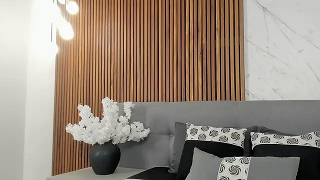 Snapshot of Amara_Velvet_ chatting on May 6, 2026, 7:29 pm Amara Velvet online show from May 6, 2026, 7:29 pm