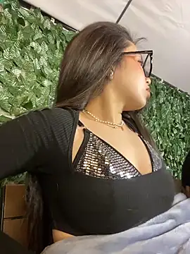 Mady Pink online show from March 13, 2026, 5:34 am