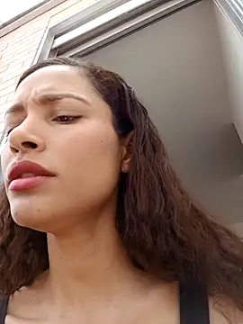 ScarletthSmith online show from March 4, 2026, 5:42 pm