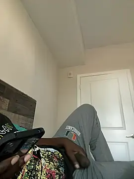 Snapshot of makeherfeelg chatting on February 19, 2026, 9:56 pm makeherfeelg online show from February 19, 2026, 9:56 pm