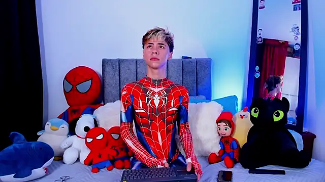 Callum 777 online show from April 15, 2026, 5:46 am