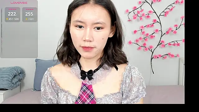 Snapshot of Kiraeko chatting on June 18, 2026, 10:15 pm Kiraeko online show from June 18, 2026, 10:15 pm