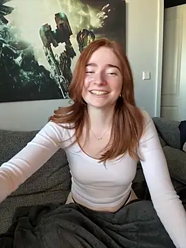 HoneyBunny18 online show from April 1, 2026, 1:41 pm