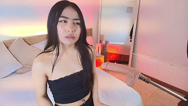 Valecute  online show from March 18, 2026, 7:59 pm