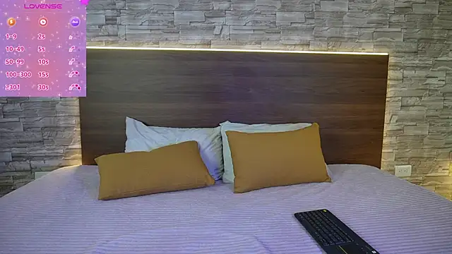 zenda Biancha online show from April 10, 2026, 10:55 am