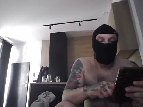 Narcyzzz87 online show from April 12, 2026, 7:11 am