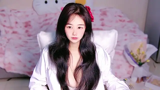 TaoTaobaby11 online show from May 26, 2026, 2:26 pm