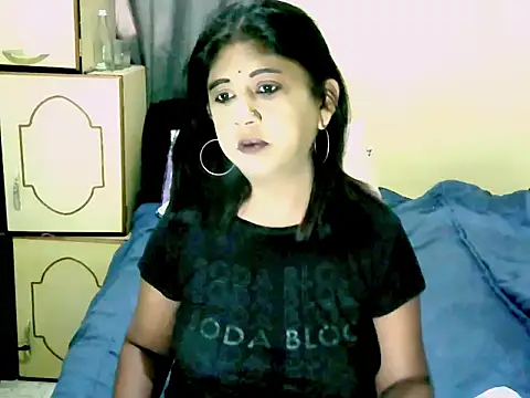 Snapshot of IndianPleasures21 chatting on July 20, 2026, 7:27 am IndianPleasures21 online show from July 20, 2026, 7:27 am