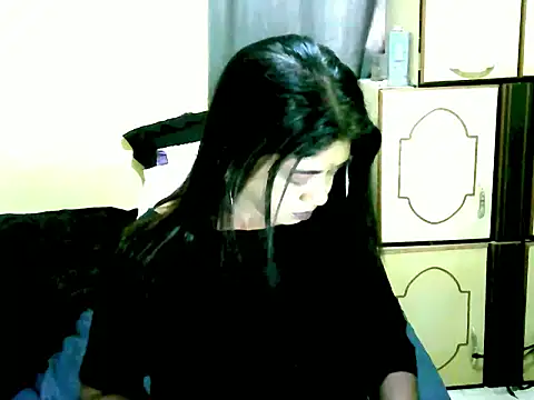 Snapshot of IndianPleasures21 chatting on June 15, 2026, 11:32 am IndianPleasures21 online show from June 15, 2026, 11:32 am