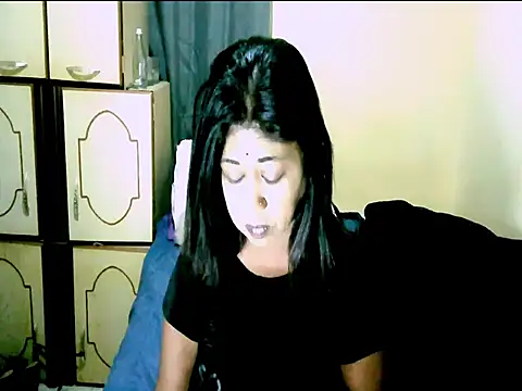 Snapshot of IndianPleasures21 chatting on July 25, 2026, 10:38 pm IndianPleasures21 online show from July 25, 2026, 10:38 pm