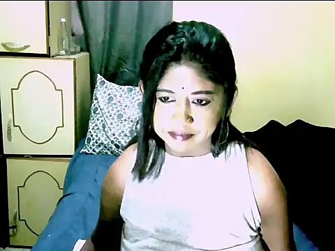 Snapshot of IndianPleasures21 chatting on July 28, 2026, 6:21 am IndianPleasures21 online show from July 28, 2026, 6:21 am