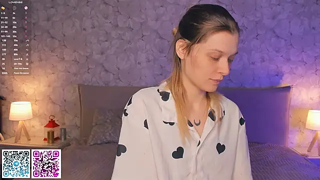 CleopatraHabibi online show from May 30, 2026, 7:47 am