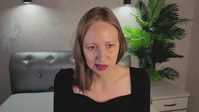 Snapshot of Elizabeth_Andersonn chatting on March 7, 2026, 8:54 am Elizabeth Andersonn online show from March 7, 2026, 8:54 am