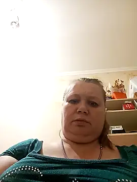 KiraStanton online show from April 21, 2026, 7:31 pm