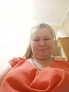 KiraStanton online show from May 22, 2026, 6:50 pm