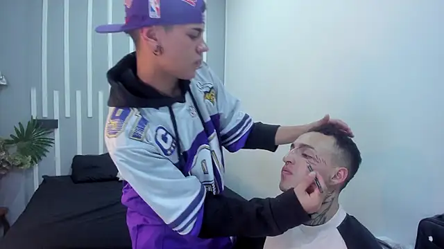 Snapshot of Mk_Desire chatting on February 25, 2026, 2:23 am Mk Desire online show from February 25, 2026, 2:23 am