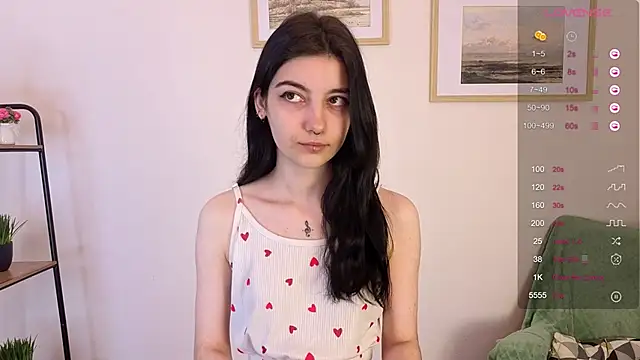 Snapshot of Lilian_Merf chatting on April 25, 2026, 8:06 am Lilian Merf online show from April 25, 2026, 8:06 am