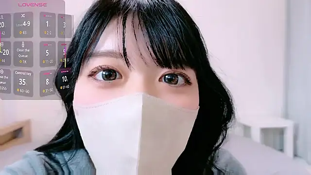 natsuka-chan online show from March 22, 2026, 5:32 am