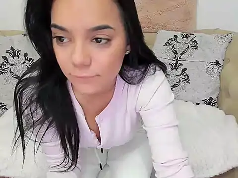 EnticingAmy online show from February 28, 2026, 8:25 am