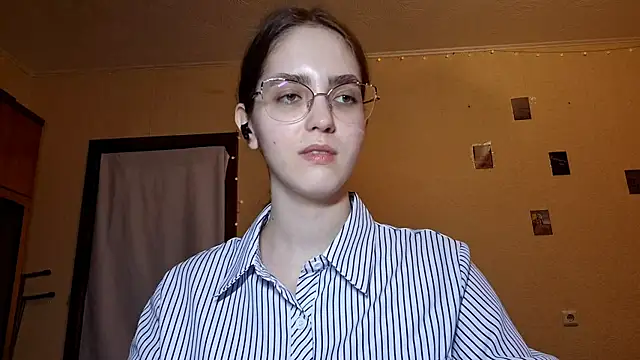 Snapshot of Katelemon chatting on April 23, 2026, 11:38 am Katelemon online show from April 23, 2026, 11:38 am