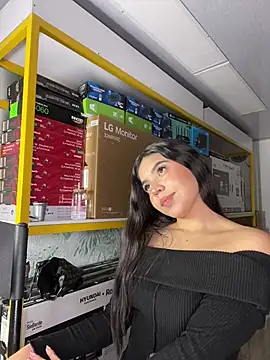 Snapshot of Ambarina_ chatting on May 5, 2026, 11:46 am Ambarina online show from May 5, 2026, 11:46 am