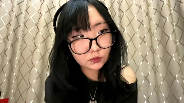 Yunananaa online show from February 25, 2026, 2:17 pm