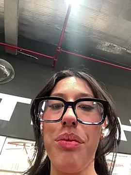 susi chimm online show from March 16, 2026, 1:26 pm