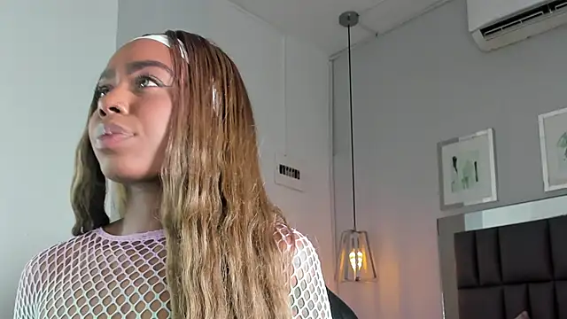 Snapshot of Kataleya_west chatting on June 11, 2026, 7:33 pm Kataleya west online show from June 11, 2026, 7:33 pm