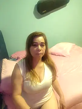 Snapshot of rubiii1972 chatting on March 2, 2026, 6:14 am rubiii1972 online show from March 2, 2026, 6:14 am