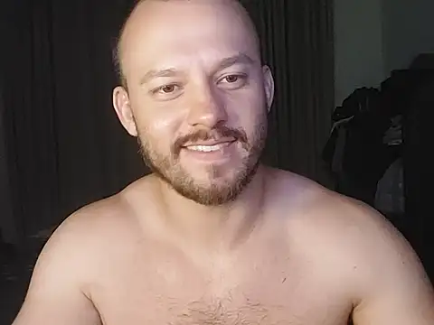 amanteloiro online show from March 25, 2026, 1:06 am