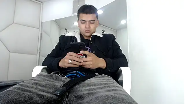 SanttiiBuck online show from February 28, 2026, 11:43 am