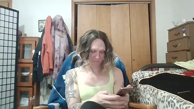 Snapshot of jersierosexx chatting on February 22, 2026, 3:46 pm jersierosexx online show from February 22, 2026, 3:46 pm