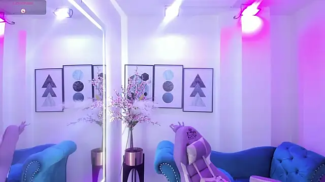 Chloe meoww online show from August 1, 2026, 11:41 am