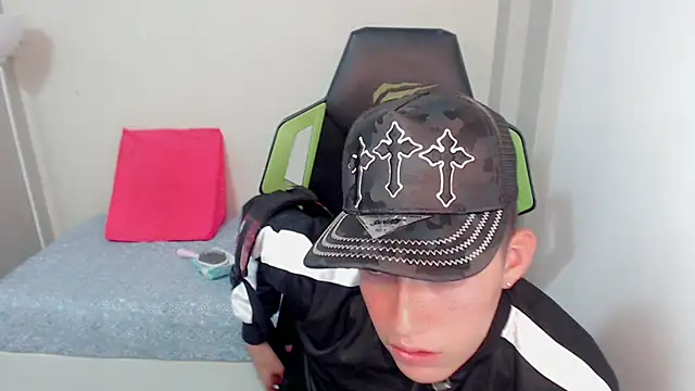 Street poemm  online show from March 20, 2026, 9:16 pm