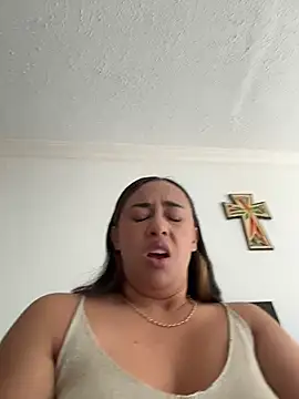 Snapshot of Eyssha chatting on March 6, 2026, 2:01 pm Eyssha online show from March 6, 2026, 2:01 pm