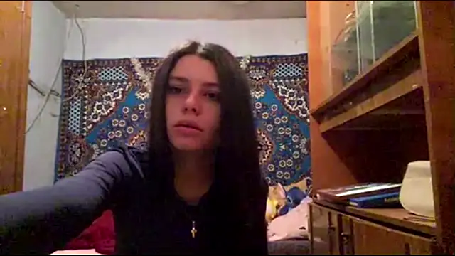 SunnyServano online show from April 25, 2026, 10:18 am