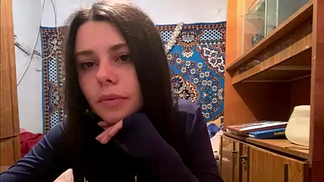 SunnyServano online show from April 25, 2026, 1:41 pm