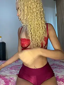 Snapshot of loirinha_atrevida chatting on April 18, 2026, 4:42 pm loirinha atrevida online show from April 18, 2026, 4:42 pm