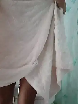 anajulia10 online show from March 2, 2026, 7:37 am