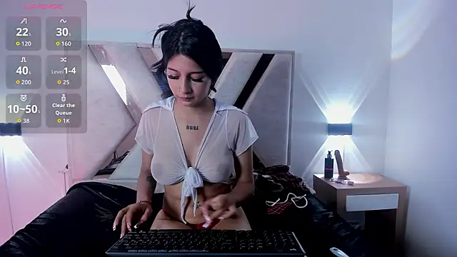 Snapshot of EmilyCranfort chatting on February 26, 2026, 9:26 pm EmilyCranfort online show from February 26, 2026, 9:26 pm