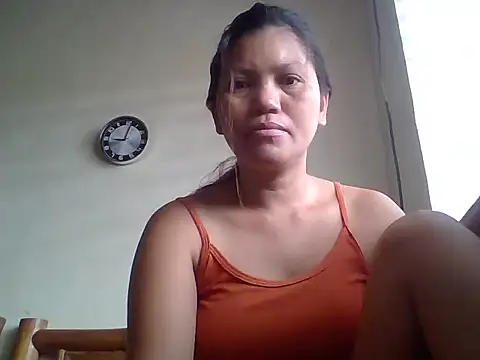 Snapshot of yum330 chatting on May 30, 2026, 1:01 am yum330 online show from May 30, 2026, 1:01 am
