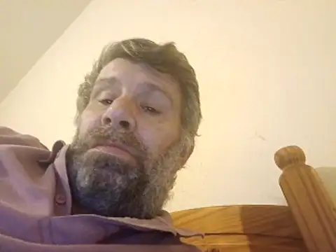 stud2512 online show from February 25, 2026, 11:26 pm