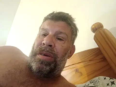 stud2512 online show from May 24, 2026, 7:19 am